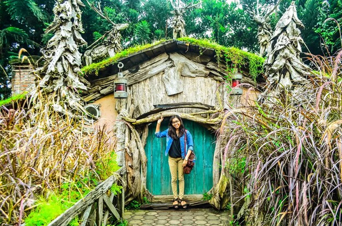 Zaklęty Dom Hobbita